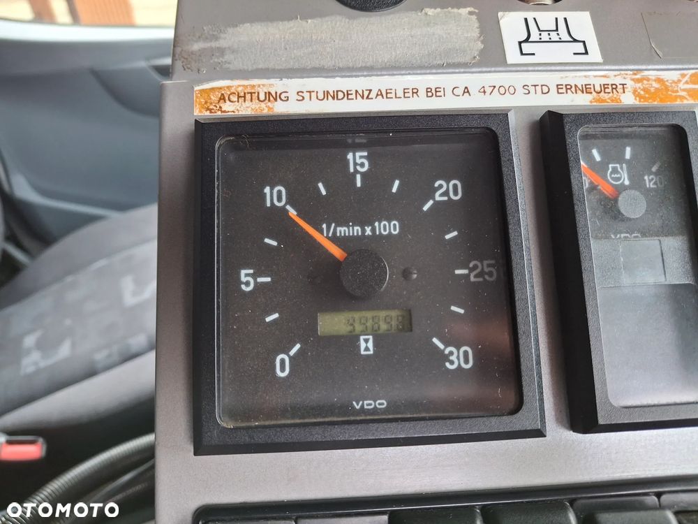 Mercedes-Benz Atego 1524 Zamiatarka BUCHER CityFant 60 2 Silniki Tylna Oś Na Poduszkach Rura Do Liści / Studzienek Zamiatarka Uliczna Sprzątanie Zamiatanie - 13