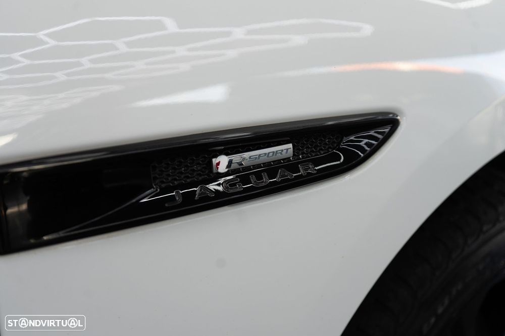 Jaguar F-Pace 20d Aut. R-Sport - 18