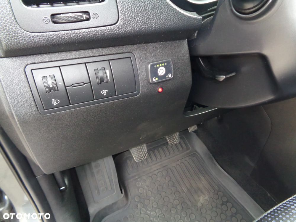 Hyundai ix20 1.4 Comfort - 11