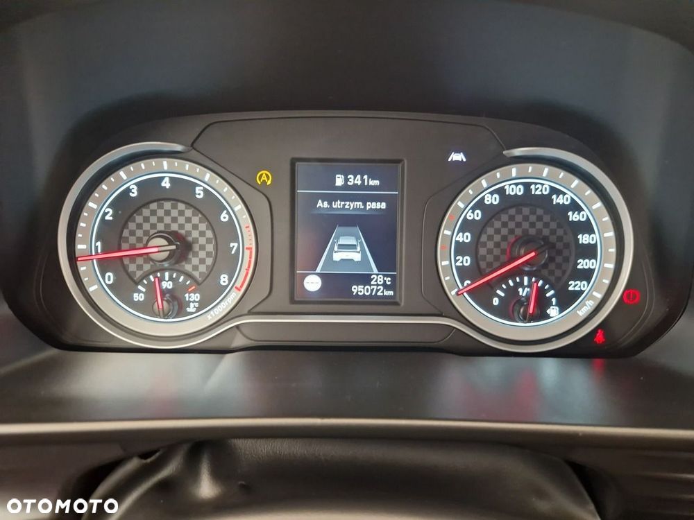 Hyundai i20 - 17