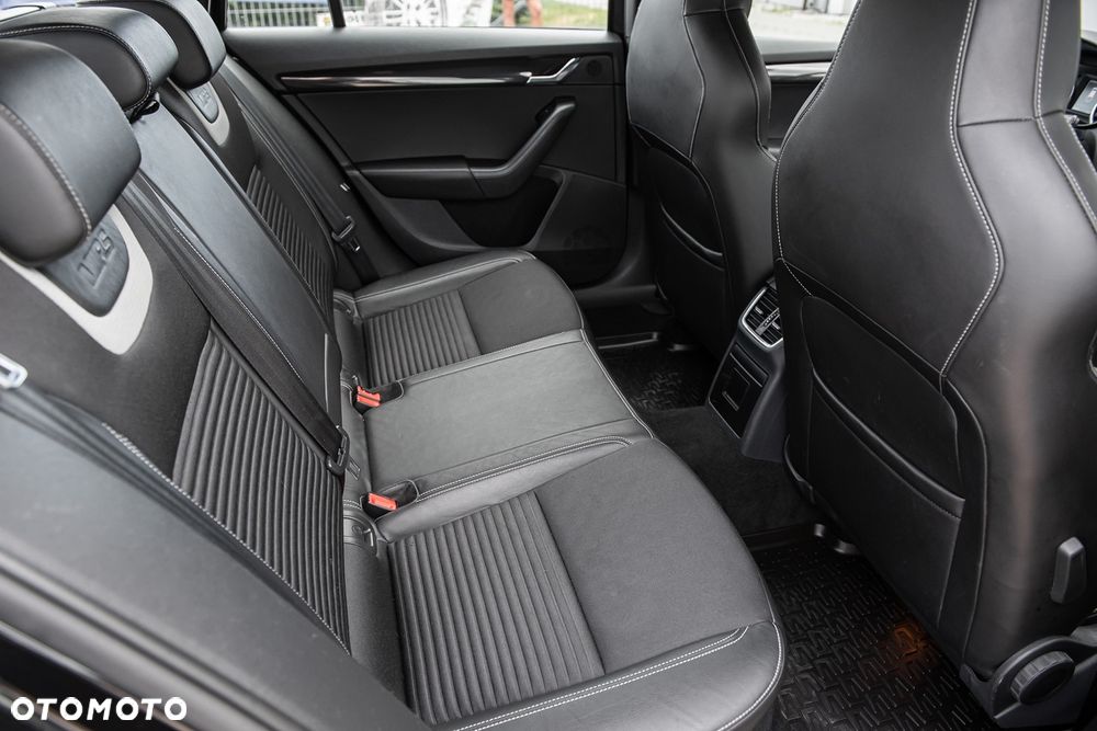 Skoda Octavia 2.0 TDI (Green tec) RS - 29