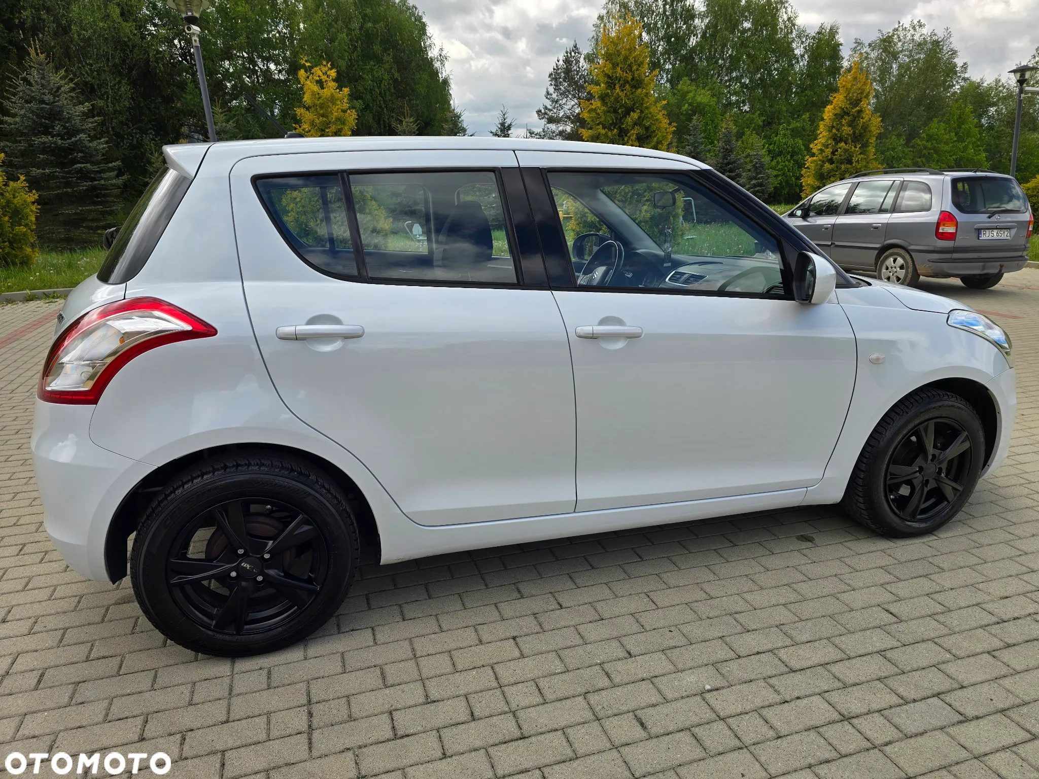 Suzuki Swift 1.2 Club - 13