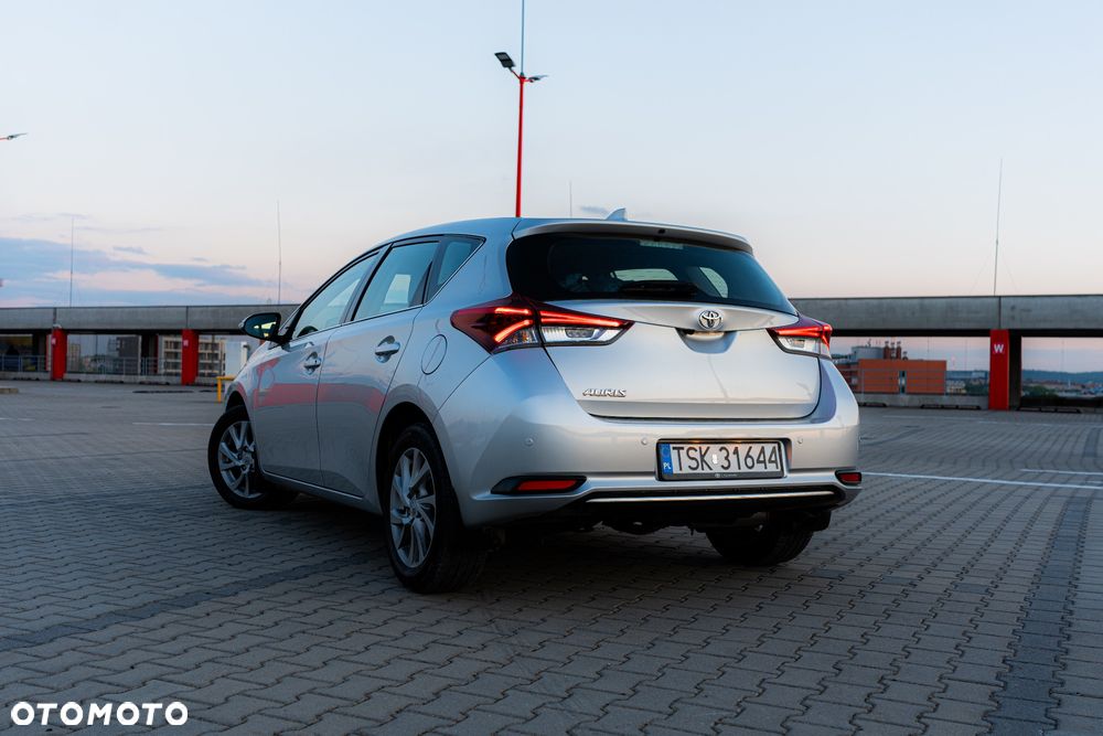 Toyota Auris 1.6 Active - 5