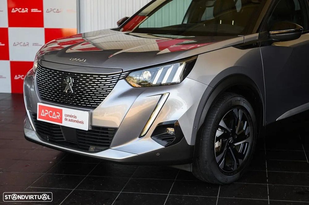 Peugeot e-2008 50 kWh GT Pack - 9