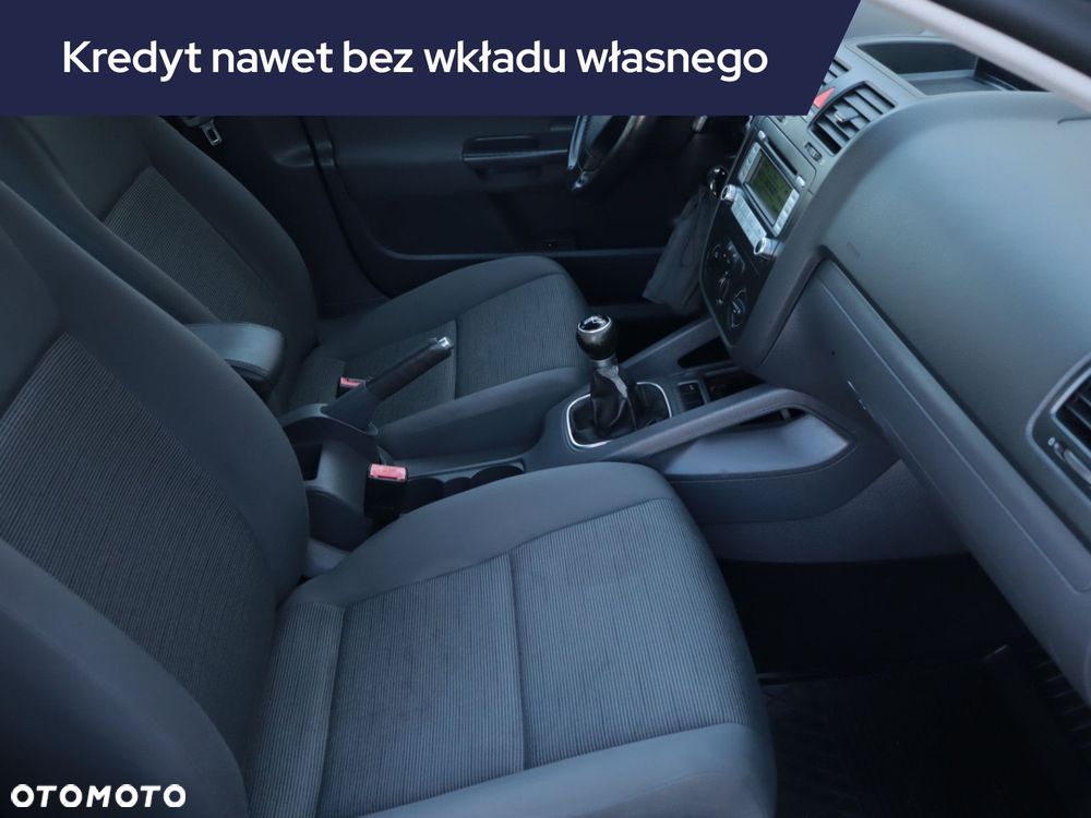 Volkswagen Golf - 11