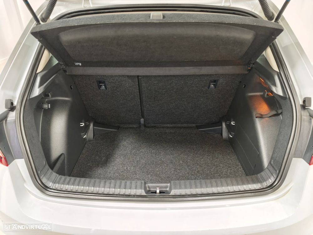 Skoda Fabia 1.0 TSI Ambition DSG - 23
