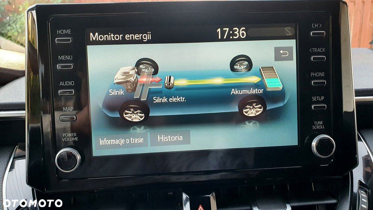 Toyota Corolla 1.8 Hybrid Comfort - 24