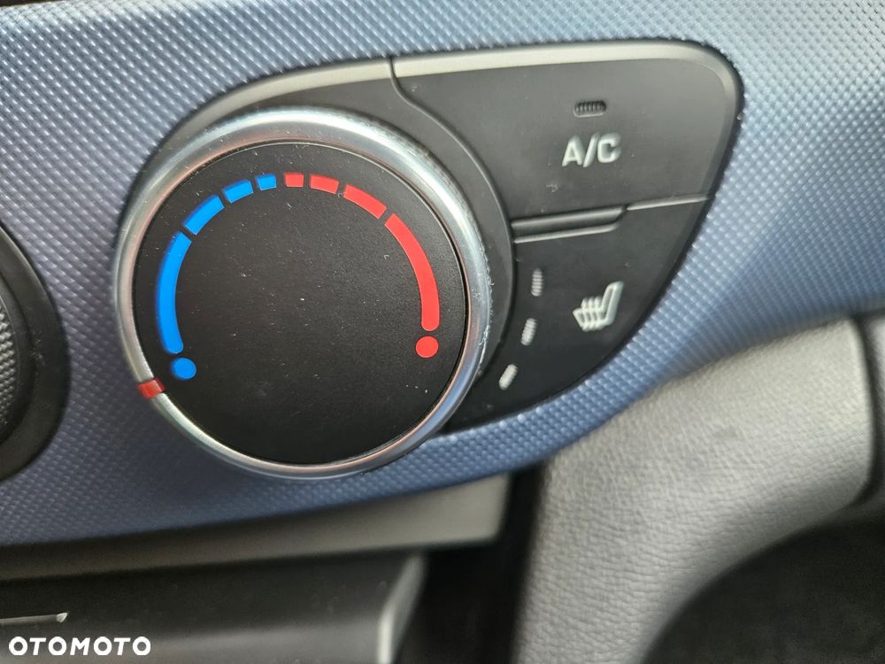 Hyundai i10 1.2 Premium - 21