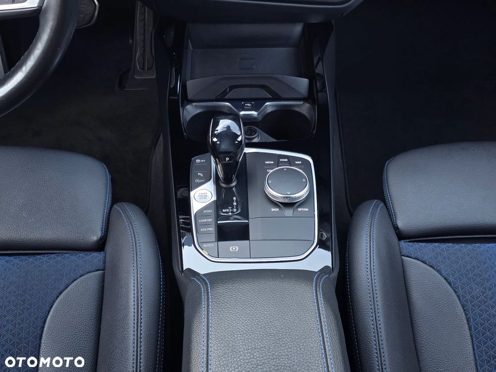 BMW Seria 1 120d xDrive M Sport - 18