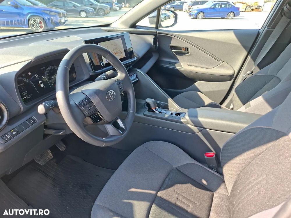 Toyota C-HR - 8