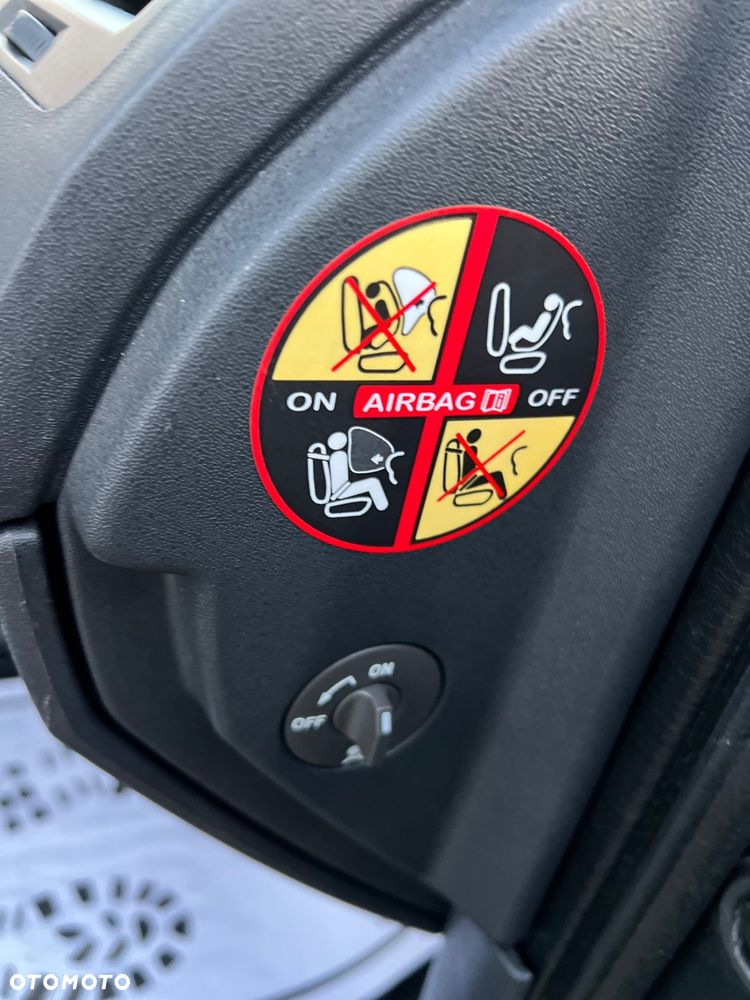 Renault Megane 1.6 Dynamique - 33