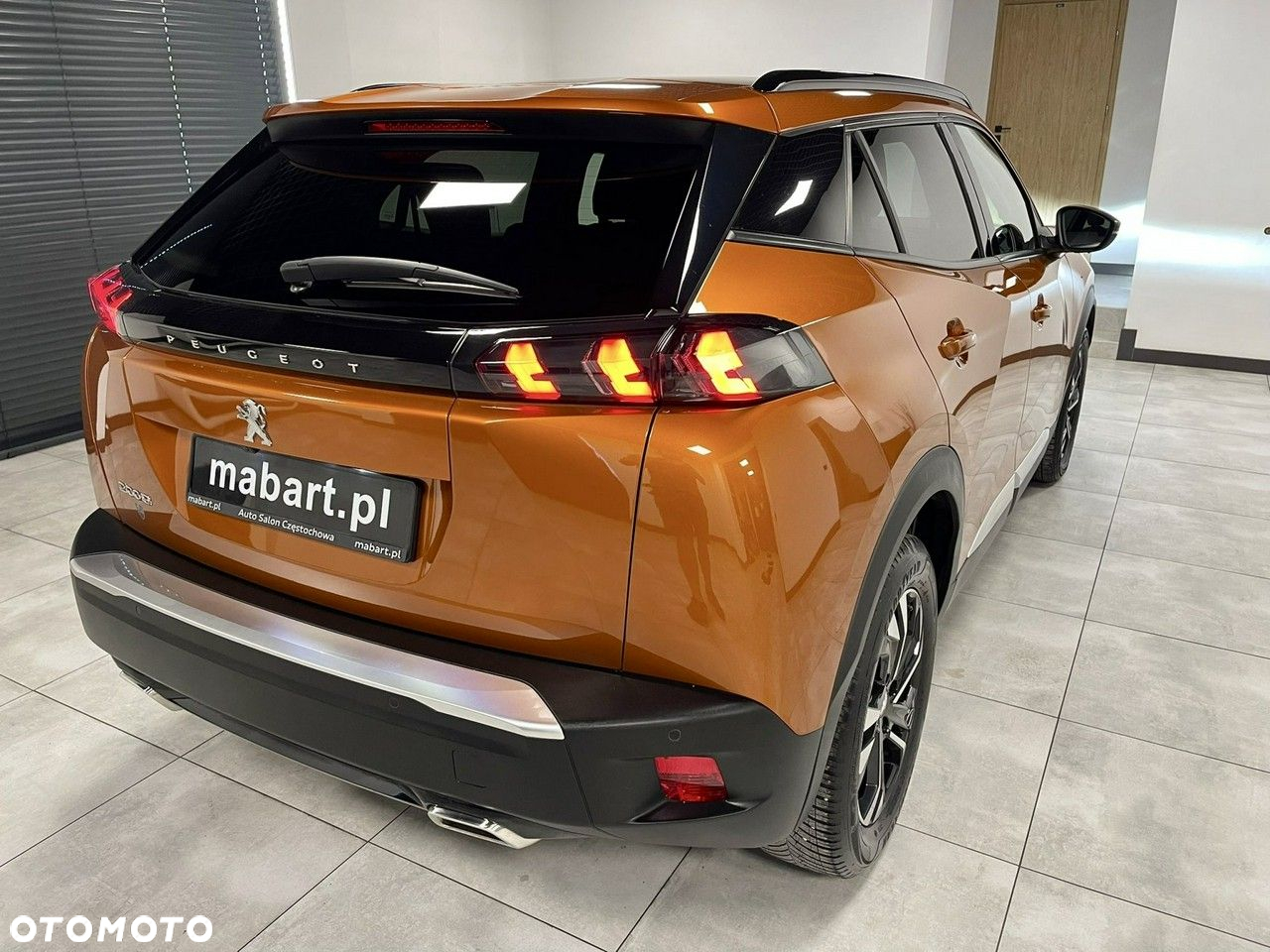 Peugeot 2008 PureTech 130 Allure - 5