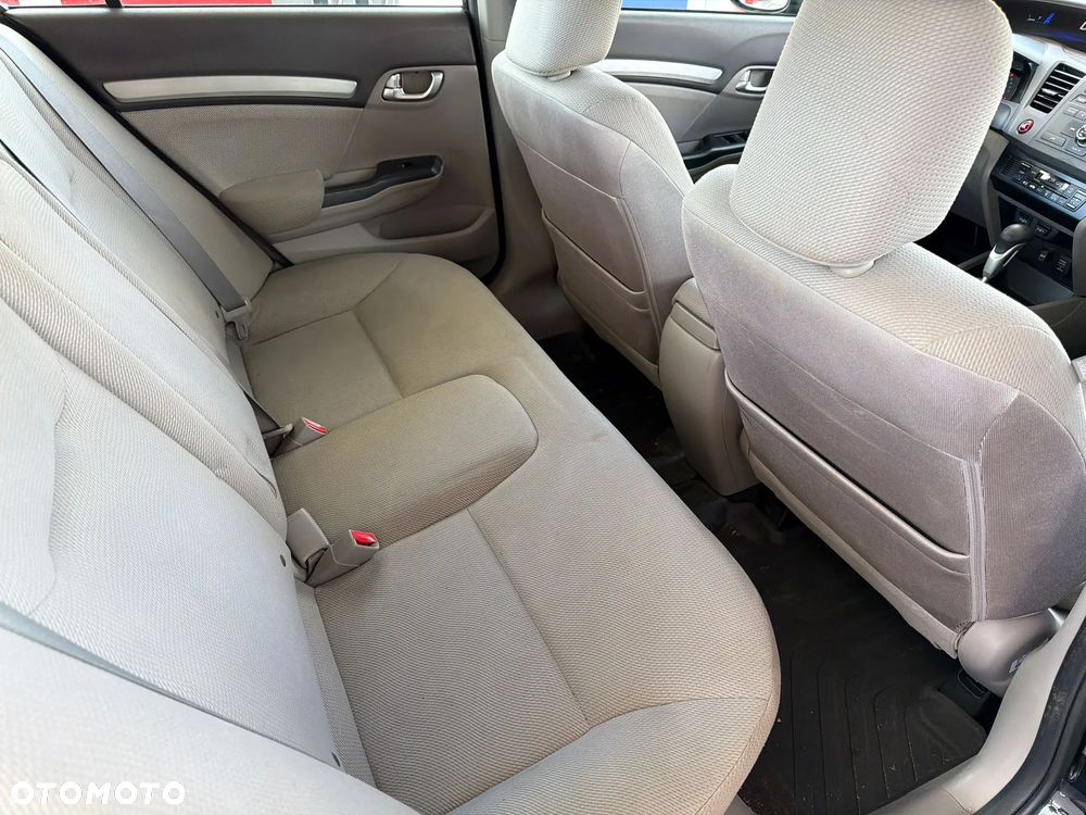 Honda Civic 1.8 Executive - 13
