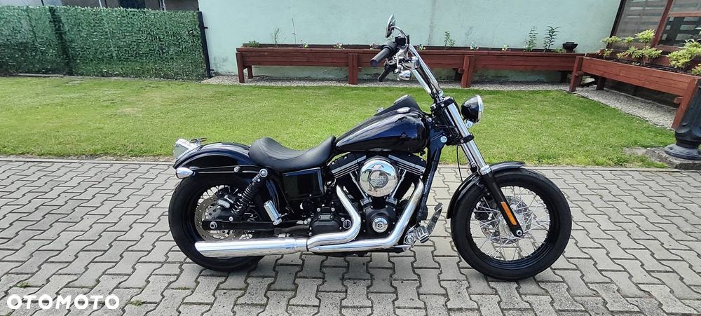 Harley-Davidson Dyna Street Bob - 2