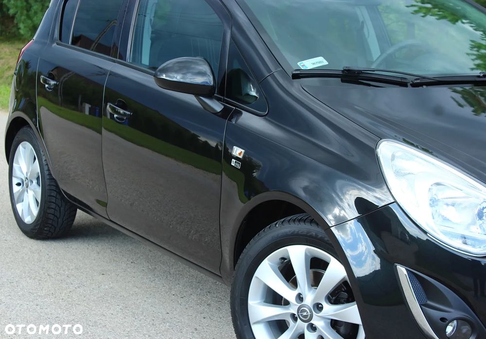 Opel Corsa 1.4 16V Innovation - 14