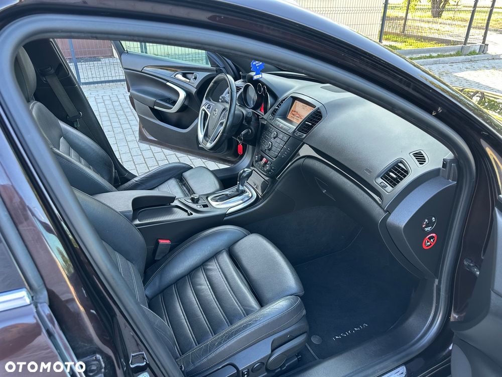 Opel Insignia 2.8 V6 Turbo 4x4 Automatik Cosmo - 10
