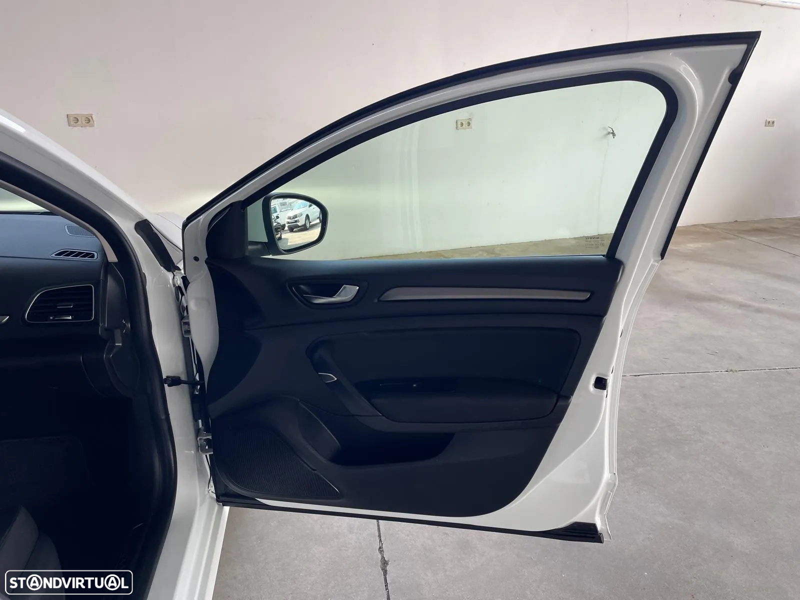 Renault Mégane 1.5 Blue dCi Limited EDC - 34