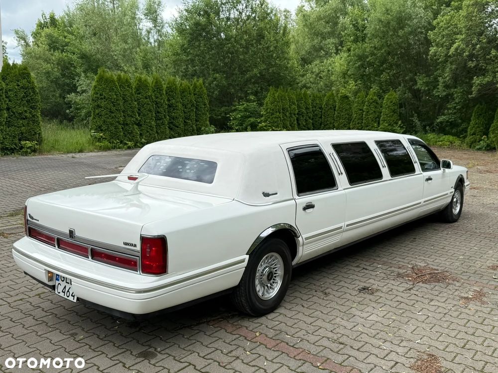Lincoln Town Car 4.6 Executive - 11