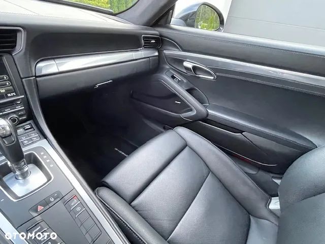 Porsche 911 Carrera PDK - 14