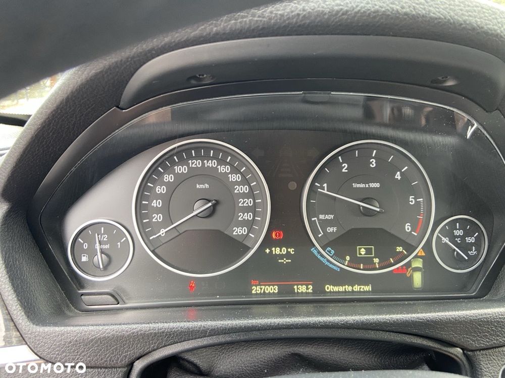 BMW Seria 3 316d Luxury Line - 11