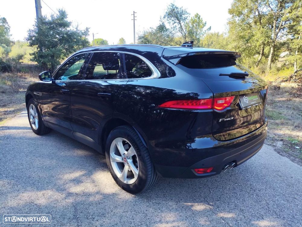 Jaguar F-Pace 2.0 i4D Prestige AWD Aut. - 11