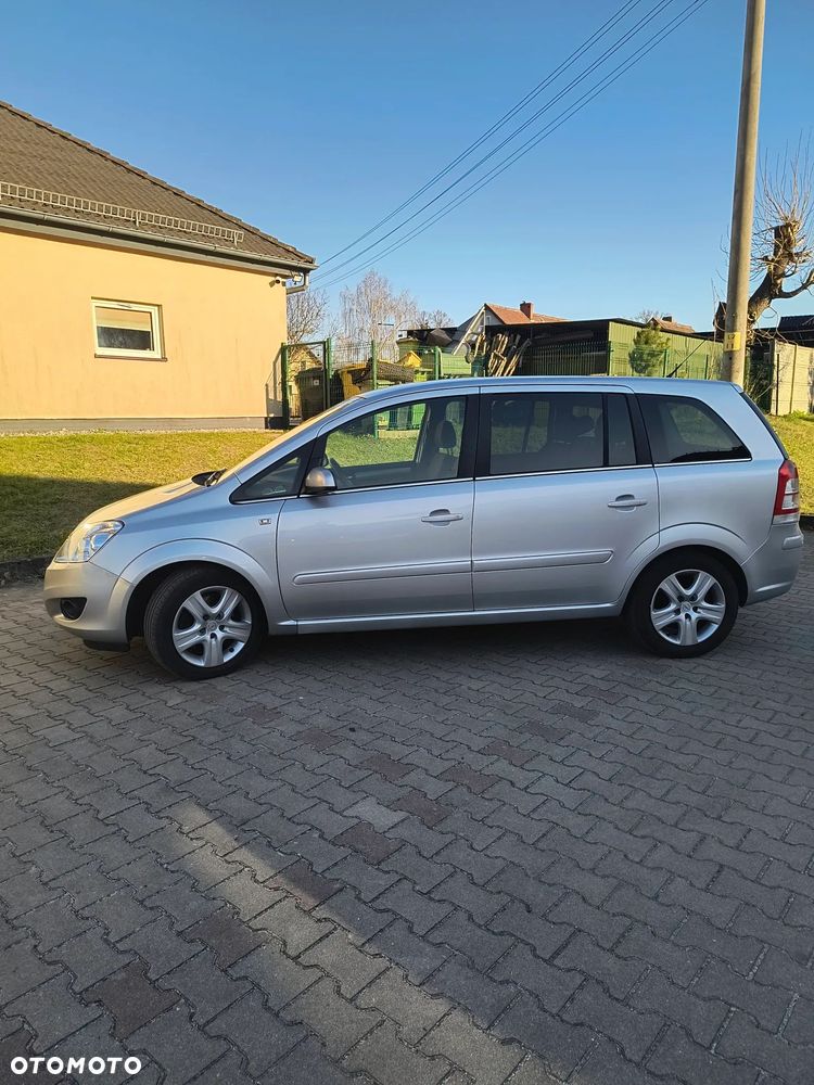 Opel Zafira 1.9 CDTI Enjoy - 3