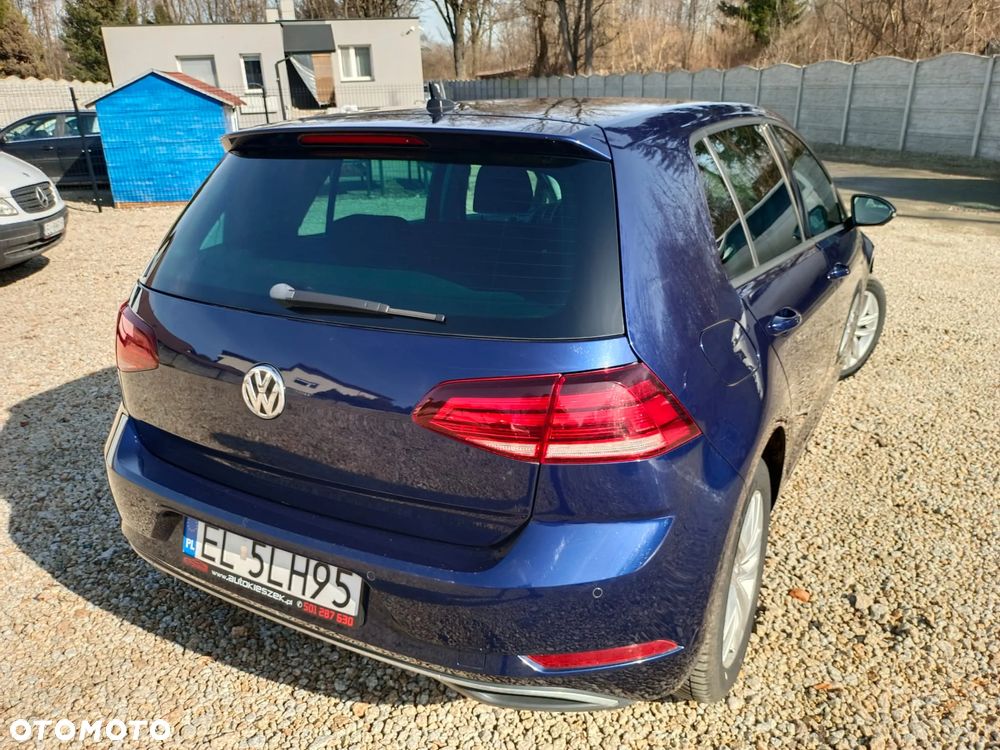 Volkswagen Golf - 16