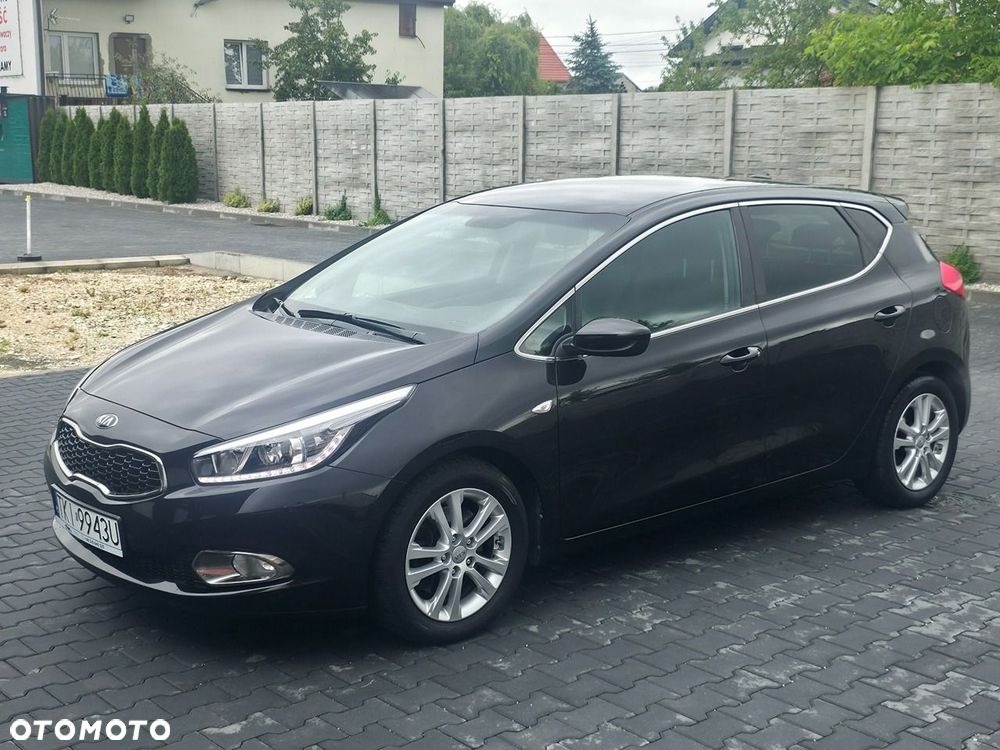 Kia Ceed - 1