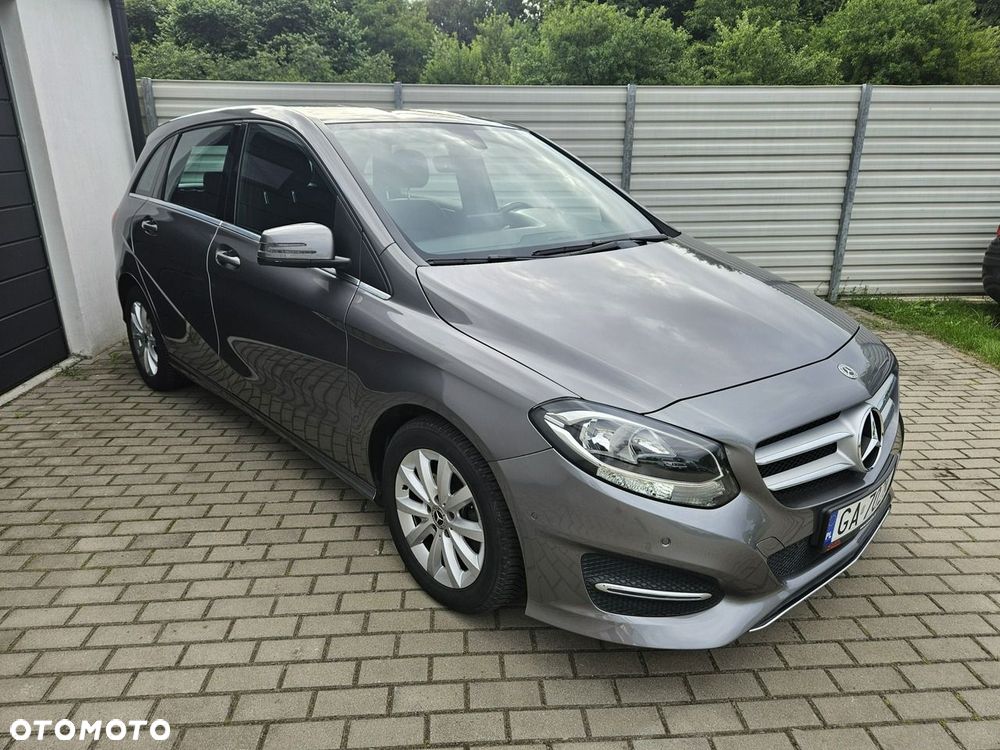 Mercedes-Benz Klasa B 180 7G-DCT Style - 19