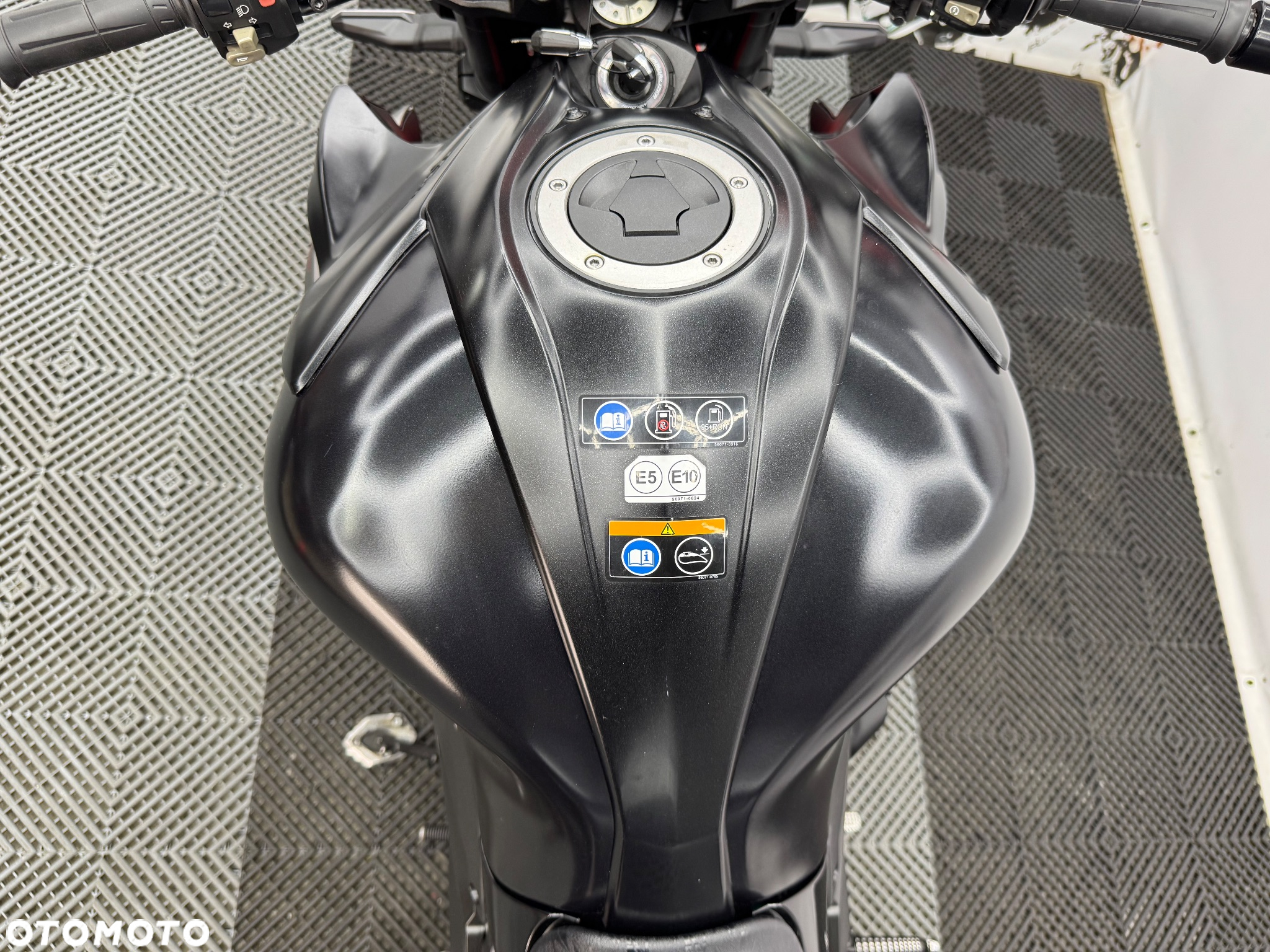 Kawasaki Z - 27