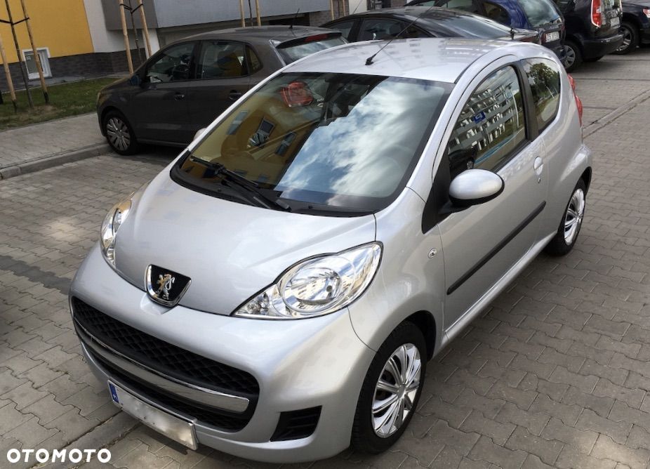 Peugeot 107 - 1