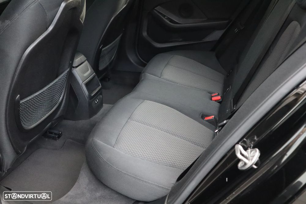 BMW 116 d Aut. Urban Line - 8