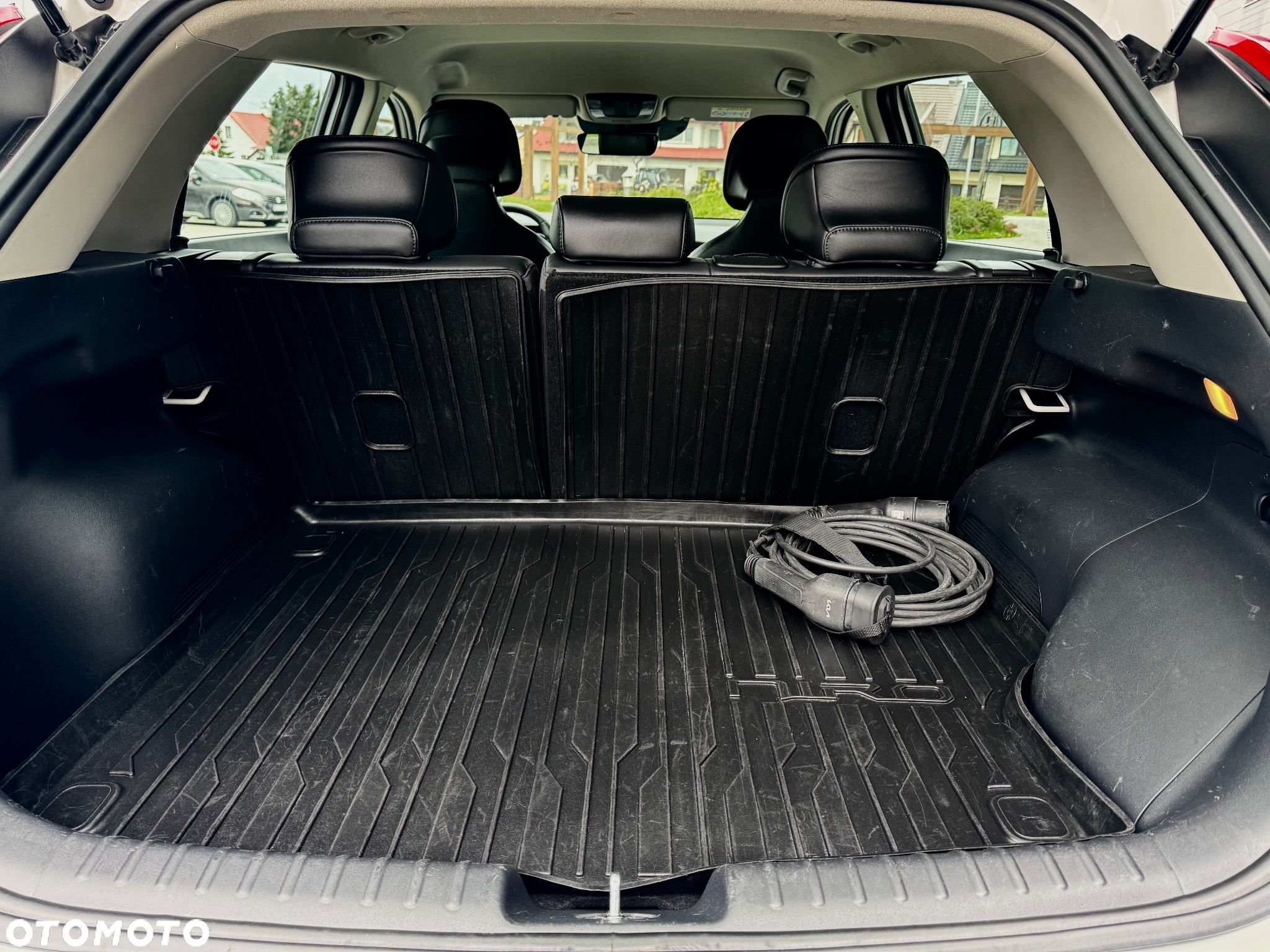 Kia Niro 1.6 GDI Plug-in Hybrid L Business Line - 28