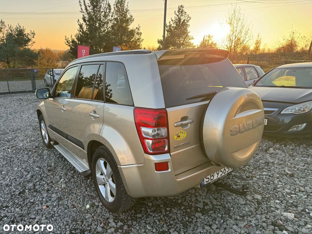 Suzuki Grand Vitara 1.9 DDiS De Luxe EU5 - 8