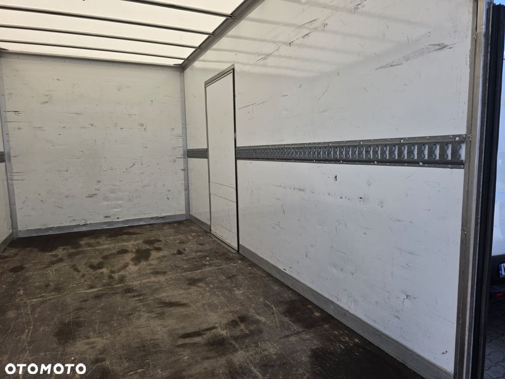 Iveco 50C18 Kontener 8EP Krajowy Ledy  Winda 1000 kg ! 4200x2200x2200 - 9