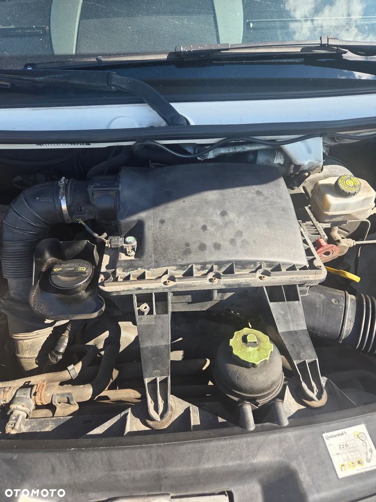 Volkswagen Crafter - 17