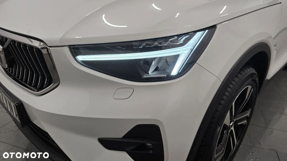 Volvo XC 40 B3 B DKG Ultra Black Edition - 28
