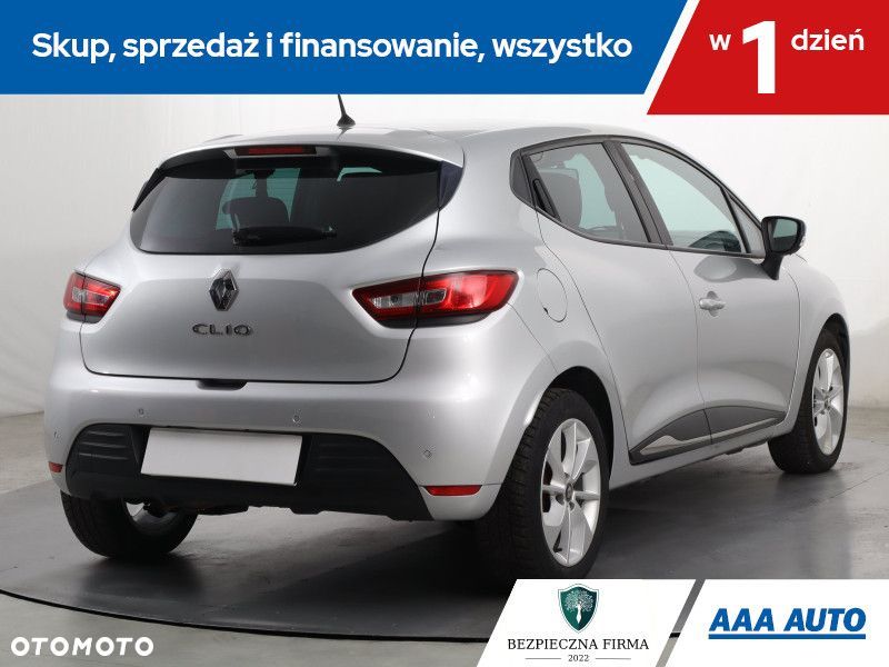 Renault Clio - 7