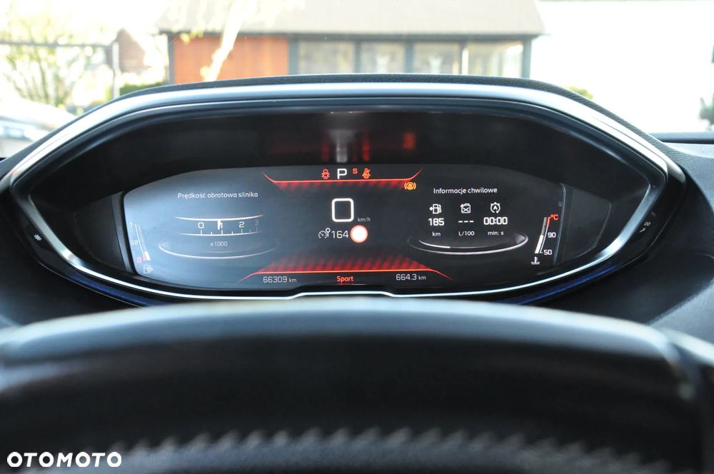 Peugeot 5008 1.2 PureTech Allure S&S EAT8 - 22
