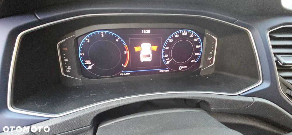 Volkswagen T-Roc - 15