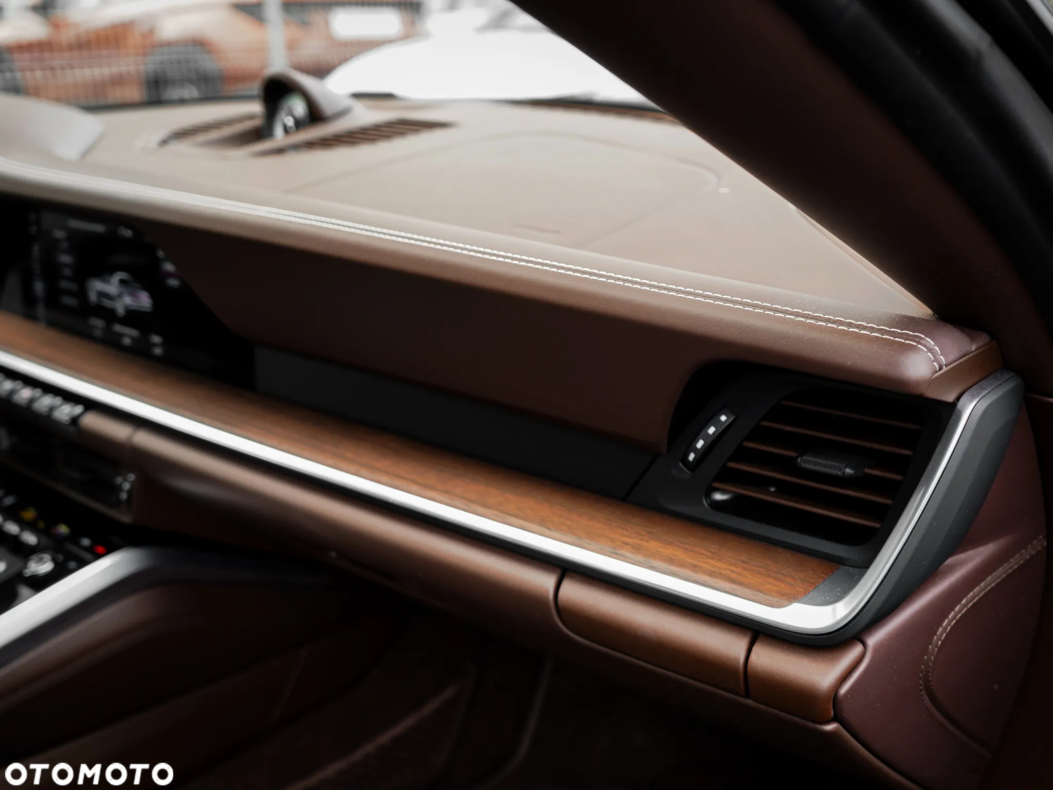 Porsche 911 Targa 4S - 22