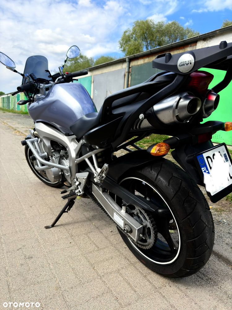 Yamaha FZ6 - 4