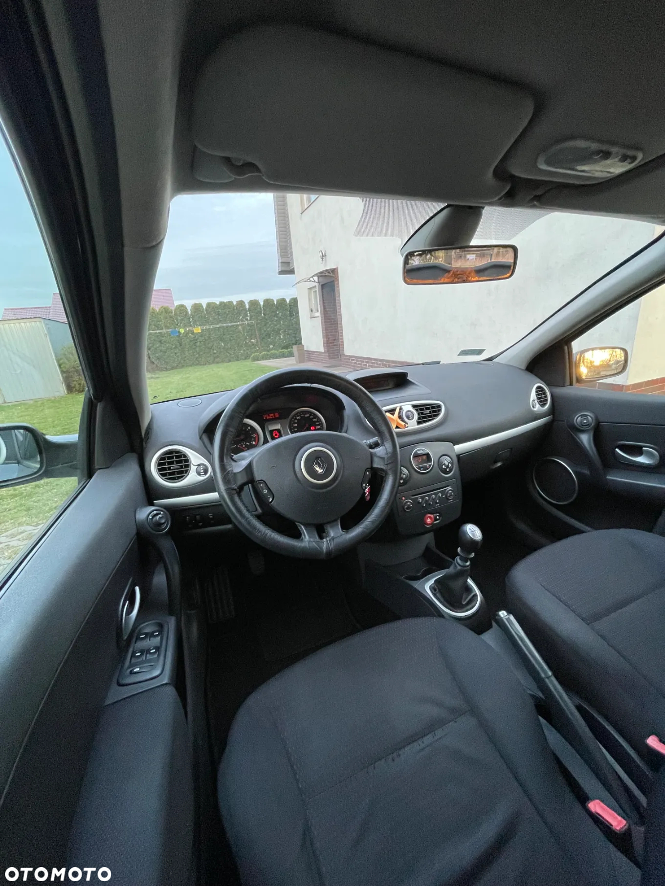 Renault Clio - 13