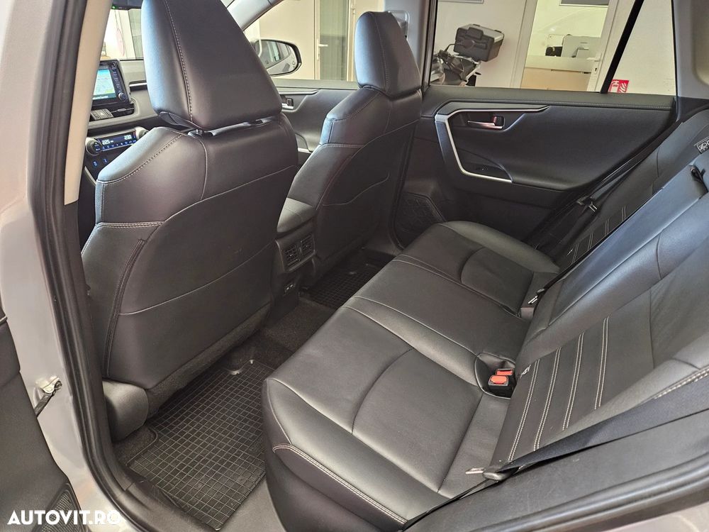 Toyota RAV4 2.5 VVT-iE 4x4 Luxury - 10