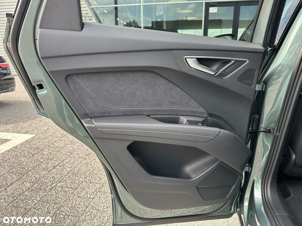 Audi Q4 e-tron - 21