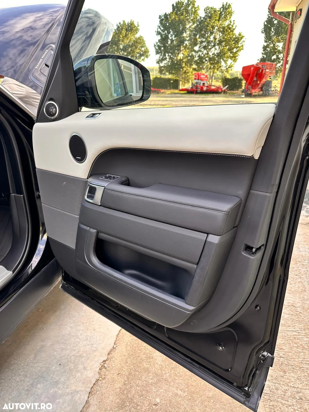 Land Rover Range Rover Sport 3.0 L HST - 10