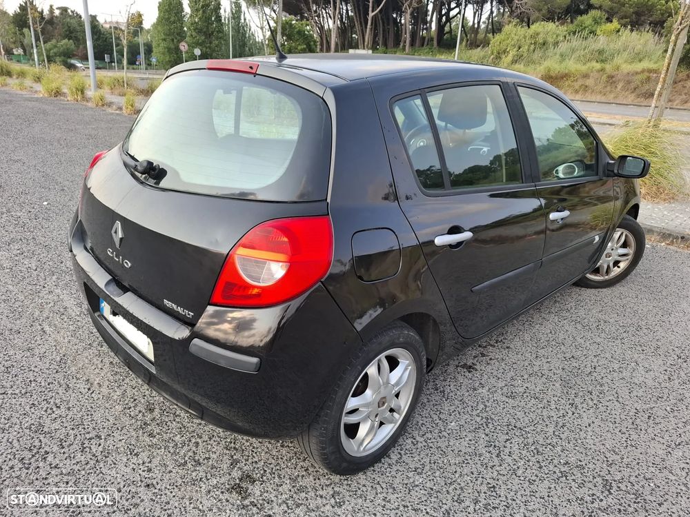 Renault Clio 1.2 16V Dynamique - 4