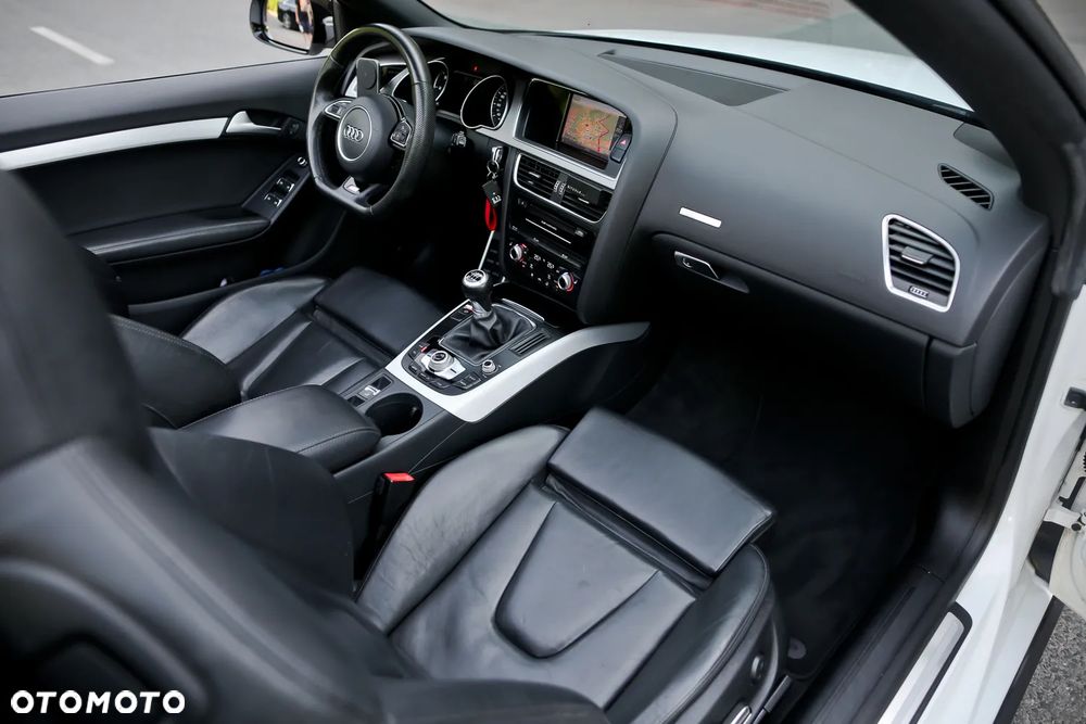 Audi A5 Cabrio 2.0 TDI DPF - 32