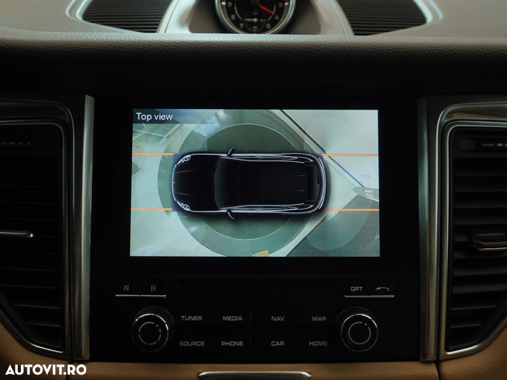 Porsche Macan Standard - 24