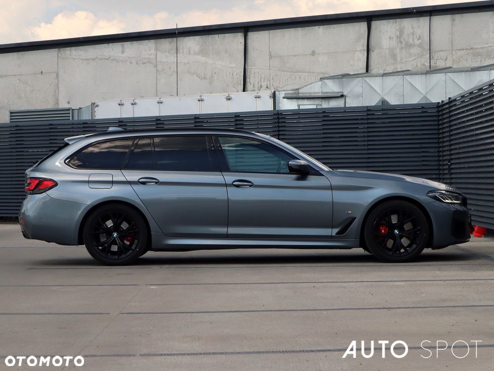 BMW Seria 5 540i xDrive mHEV M Sport sport - 10